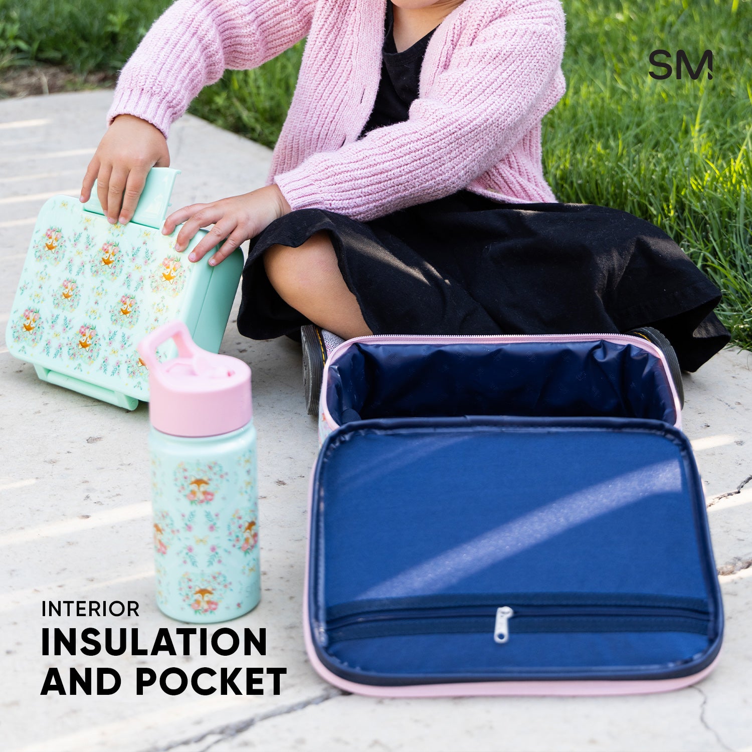 Hadley-Features_Interior-Pocket.jpg